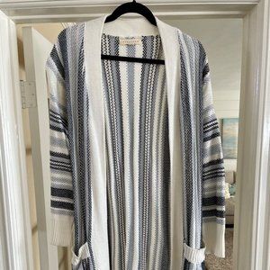 Cardigan Knit Sweater - Tunic length.  Off/White with Dark Blue/Light Blue